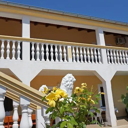 Apartamento Roberta *