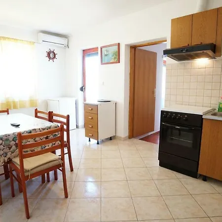 Roberta Apartamento Kožino